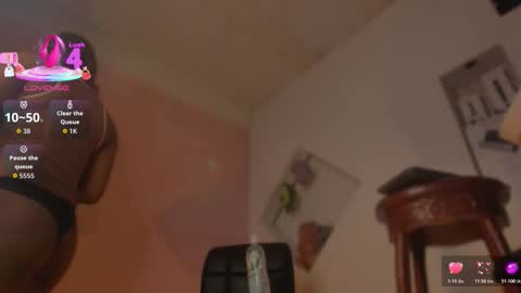 Snapshot of arcana_angel chatting on October 22, 12:07 pm Angel online show from October 22, 12:07 pm