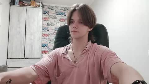 Daniel online show from April 22, 7:21 pm