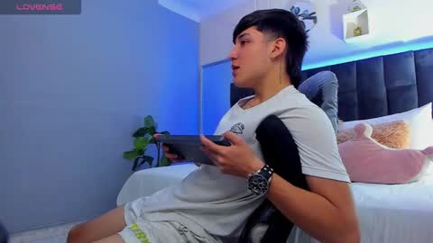 Ares online show from September 17, 2:53 pm