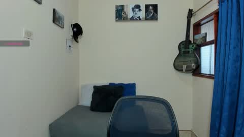 Snapshot of ares_johnsonn chatting on February 3, 7:10 pm Ares online show from February 3, 7:10 pm