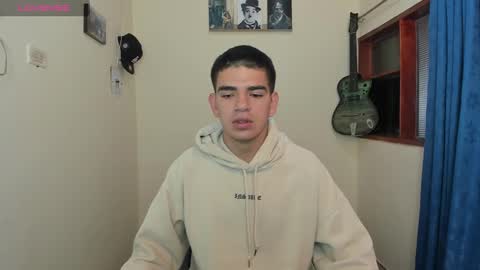 Snapshot of ares_johnsonn chatting on February 9, 4:18 pm Ares online show from February 9, 4:18 pm
