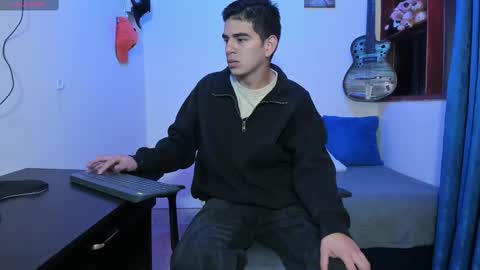 Snapshot of ares_johnsonn chatting on February 27, 11:39 am Ares online show from February 27, 11:39 am
