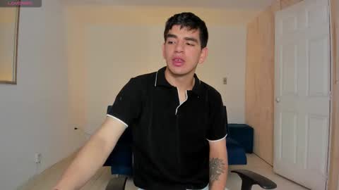 Snapshot of ares_johnsonn chatting on September 29, 11:42 am Ares online show from September 29, 11:42 am