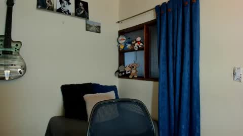 Snapshot of ares_johnsonn chatting on February 20, 12:25 pm Ares online show from February 20, 12:25 pm