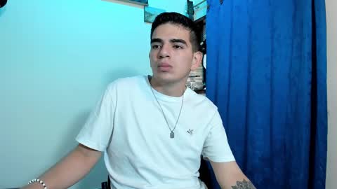 Snapshot of ares_johnsonn chatting on March 8, 5:11 pm Ares online show from March 8, 5:11 pm