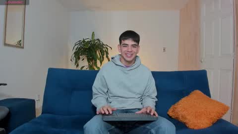 Snapshot of ares_johnsonn chatting on October 6, 12:01 pm Ares online show from October 6, 12:01 pm