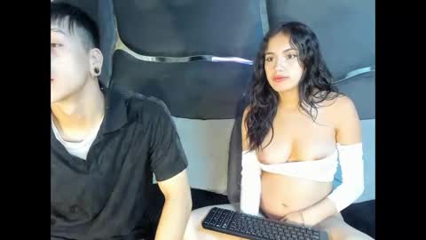 aresandafroditahh online show from March 28, 3:02 pm