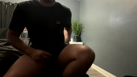 latinobruuu6669 online show from June 20, 7:31 pm