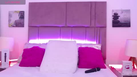 Ahri James online show from January 23, 4:48 pm