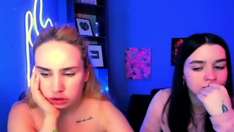 Aria online show from April 22, 2:52 am