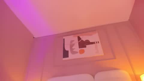 Aria  online show from March 8, 5:00 am