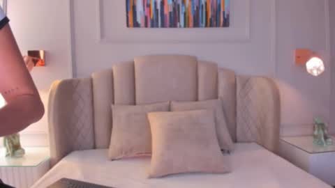 Snapshot of aria_greco chatting on January 18, 2:58 am Aria online show from January 18, 2:58 am