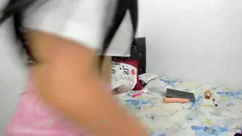 Snapshot of aria_laurent chatting on October 30, 2:45 am aria_laurent online show from October 30, 2:45 am