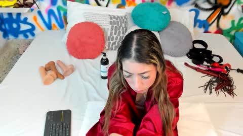 aria online show from February 27, 1:04 pm