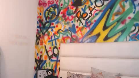 aria online show from November 30, 1:51 pm