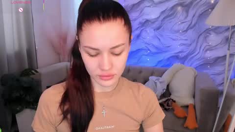 aria_mila online show from May 10, 3:02 am