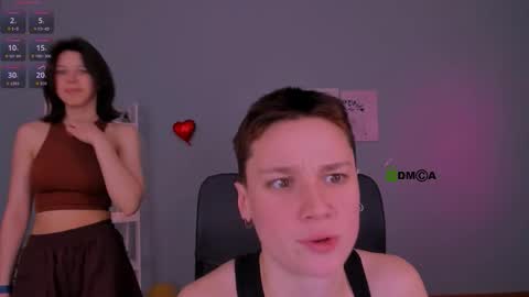 aria_wild_ online show from March 21, 9:47 am