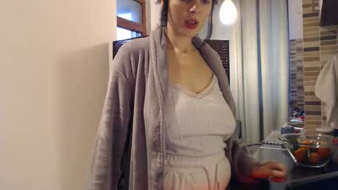 Adriana online show from December 15, 1:18 pm