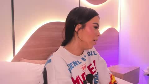 A R I A D N A online show from April 10, 7:57 am