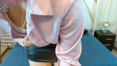 A R I  online show from November 29, 2:47 pm