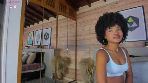 Aria Foster online show from April 1, 4:35 am