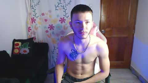 ariana_esteban07 online show from March 2, 10:22 am