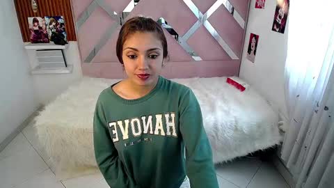 ariana_toro online show from September 18, 2:21 pm