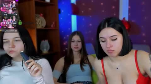 arianaa_cat online show from February 12, 9:29 pm