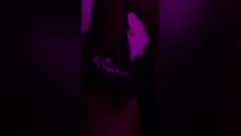 arianabear online show from June 21, 5:41 pm