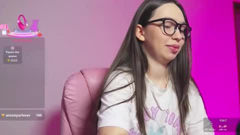 arianahot777 online show from March 6, 8:19 pm