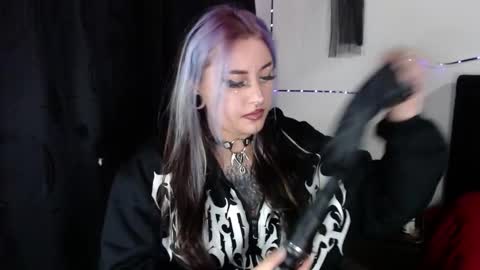 help me 100 hands up my OF is Free  online show from November 16, 10:56 pm