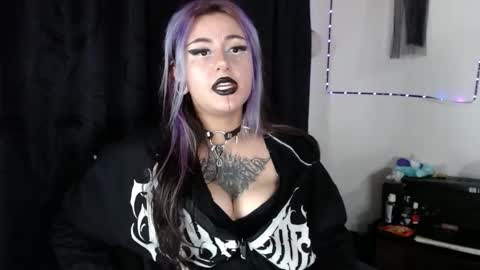 help me 100 hands up my OF is Free  online show from December 16, 12:29 am