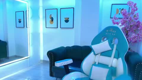 arianna_sweeet online show from April 19, 3:40 am