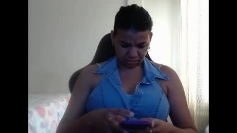 ariannaloovel online show from March 6, 8:16 pm