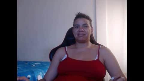 ariannaloovel online show from February 7, 9:04 pm