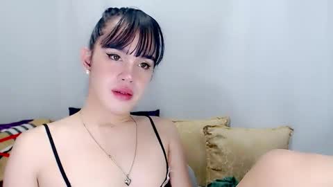 ARIANNE CUMS  online show from October 2, 7:12 pm