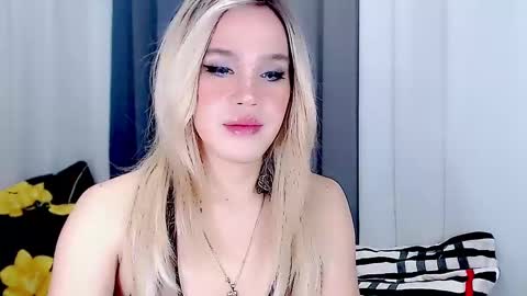 ARIANNE CUMS  online show from February 26, 6:08 am