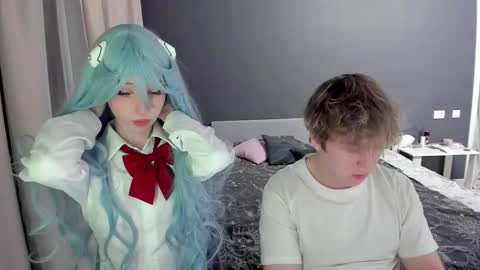 Ariel online show from March 10, 8:02 pm