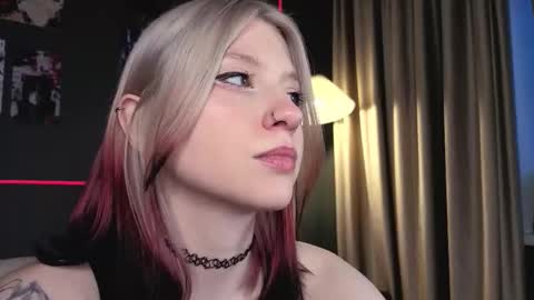 Ariel online show from March 4, 3:09 pm