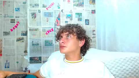 Ariel Aoir online show from February 3, 2:53 am