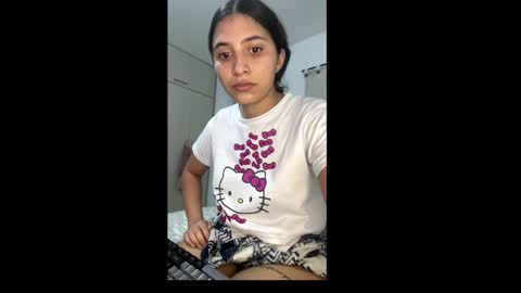 aries_plays online show from December 22, 11:00 pm