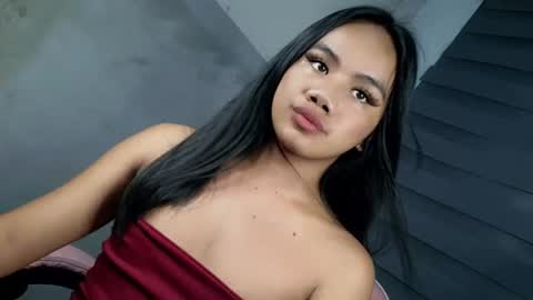 hi follow me its ARI  online show from July 4, 6:11 pm