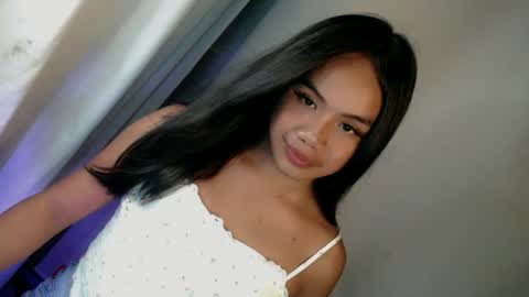 hi follow me its ARI  online show from July 5, 12:01 pm