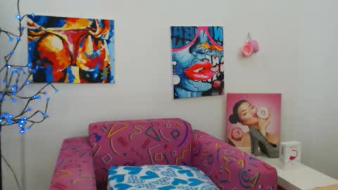 arinabelle online show from May 25, 6:36 pm