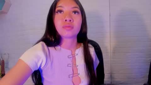 aris_logan online show from May 13, 8:35 am