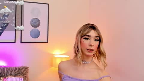 Snapshot of arivega chatting on February 10, 11:55 pm   Nice to meet you  thumb up me please its important I  LOOK MY BIO DOWN online show from February 10, 11:55 pm