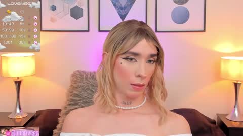 Snapshot of arivega chatting on February 18, 4:15 am   Nice to meet you  thumb up me please its important I  LOOK MY BIO DOWN online show from February 18, 4:15 am
