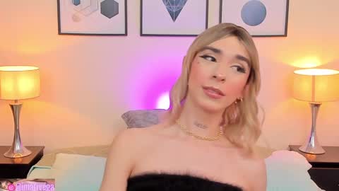 Snapshot of arivega chatting on February 27, 2:46 am   Nice to meet you  thumb up me please its important I  LOOK MY BIO DOWN online show from February 27, 2:46 am
