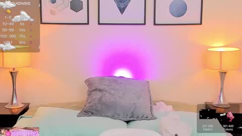 Snapshot of arivega chatting on February 27, 10:33 am   Nice to meet you  thumb up me please its important I  LOOK MY BIO DOWN online show from February 27, 10:33 am