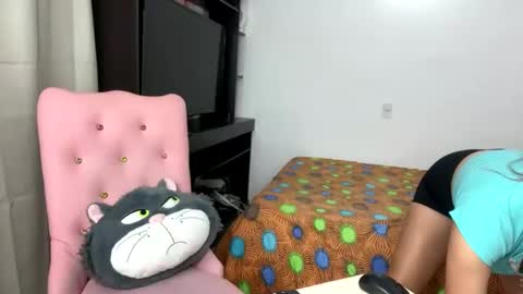 ariza1515 online show from March 4, 11:19 am